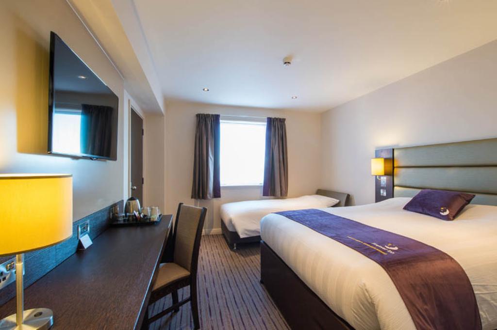 Premier Inn London Brentford Pokój zdjęcie